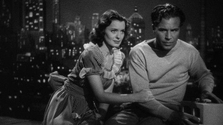 кадр из фильма Christmas in July