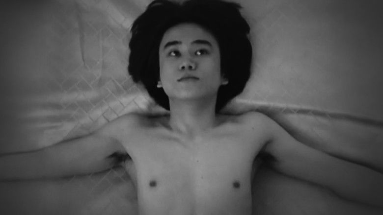 кадр из фильма 小鳥たちのいない花園