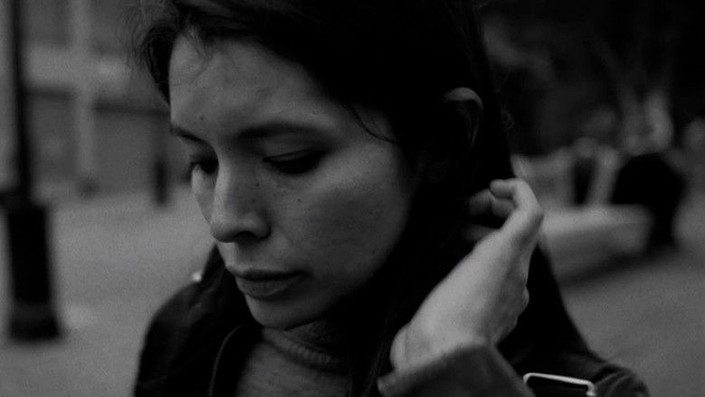 кадр из фильма Entre estos árboles que he inventado