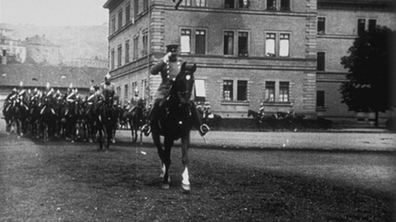 кадр из фильма Stuttgart : 26ème dragons. Défilé