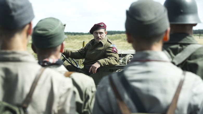 кадр из фильма Моя земля