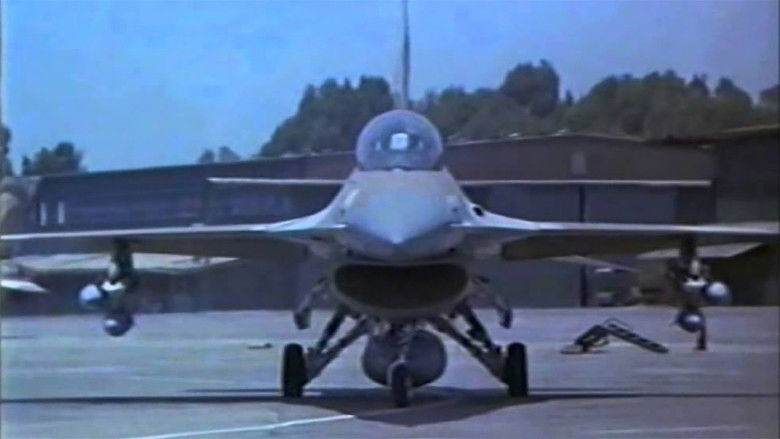 кадр из фильма Операция «К центру Солнца»