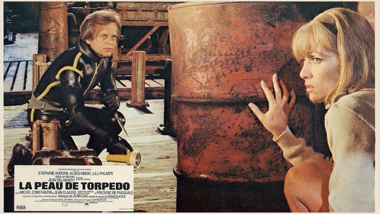 кадр из фильма Кожа Торпедо