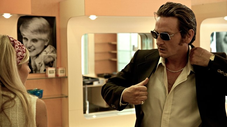 кадр из фильма Французский транзит