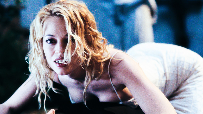 кадр из фильма Дракула 2000