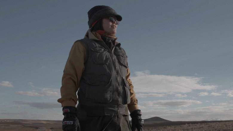 кадр из фильма Сквозь камни