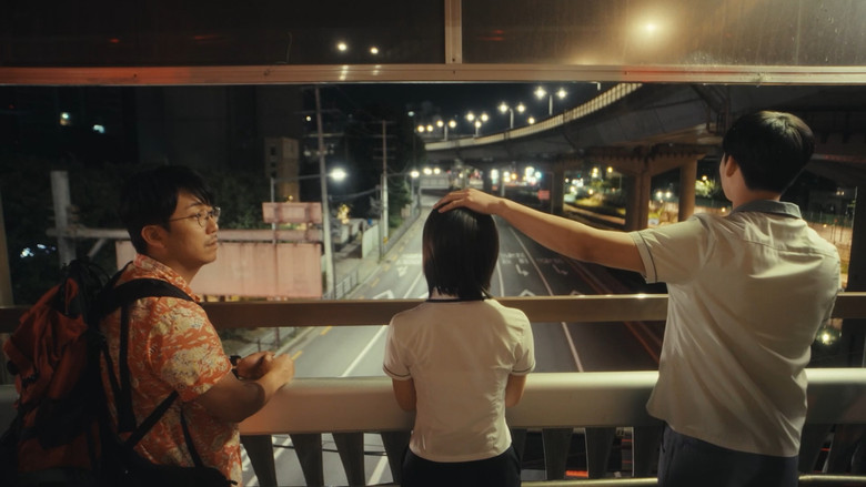 кадр из фильма 여름의 카메라