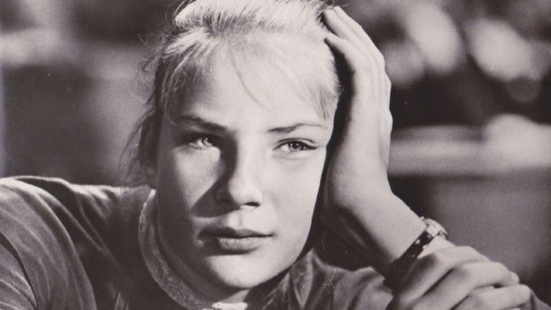 кадр из фильма Завтра, третьего апреля