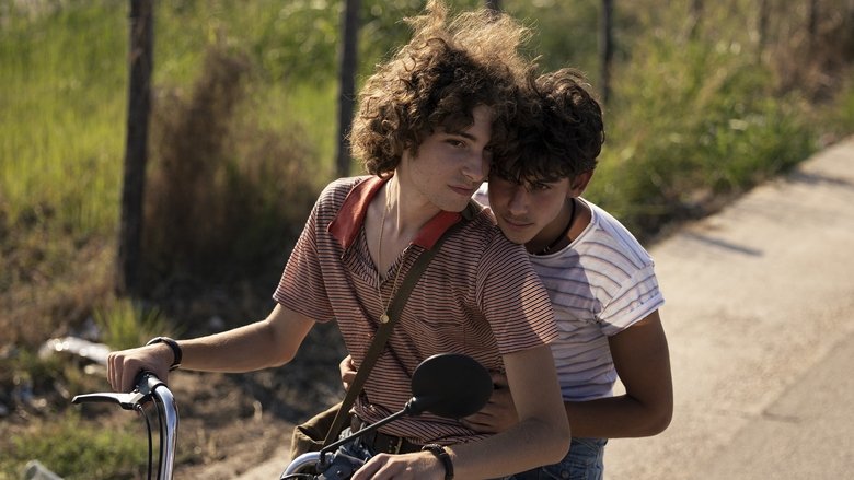 кадр из фильма Странности любви