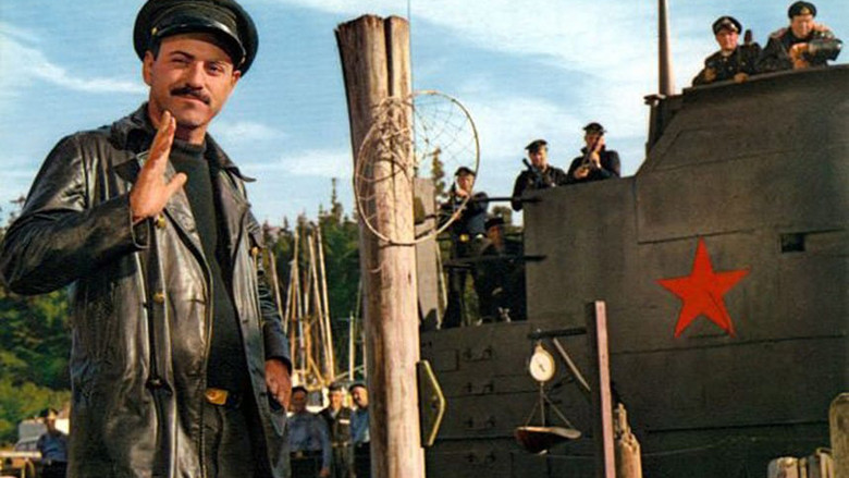 кадр из фильма Русские идут! Русские идут!