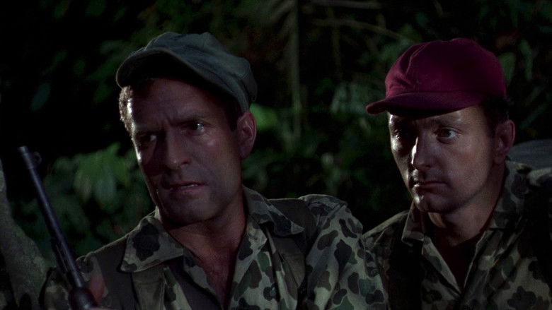 кадр из фильма Засада в заливе