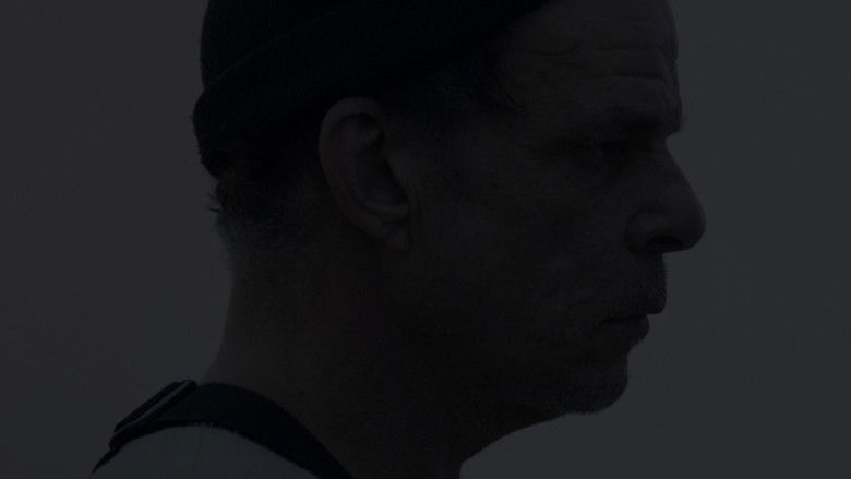 кадр из фильма Gray House