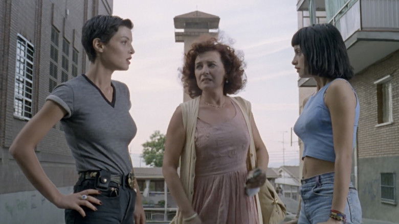 кадр из фильма Ведьмы