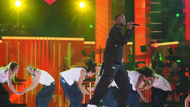 кадр из фильма Le Grand Concert de la Francophonie célèbre Jean-Jaques Goldman