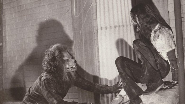 кадр из фильма The Werewolf of Woodstock