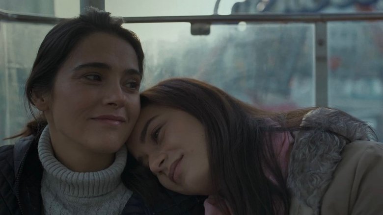 кадр из фильма Ölü Mevsim