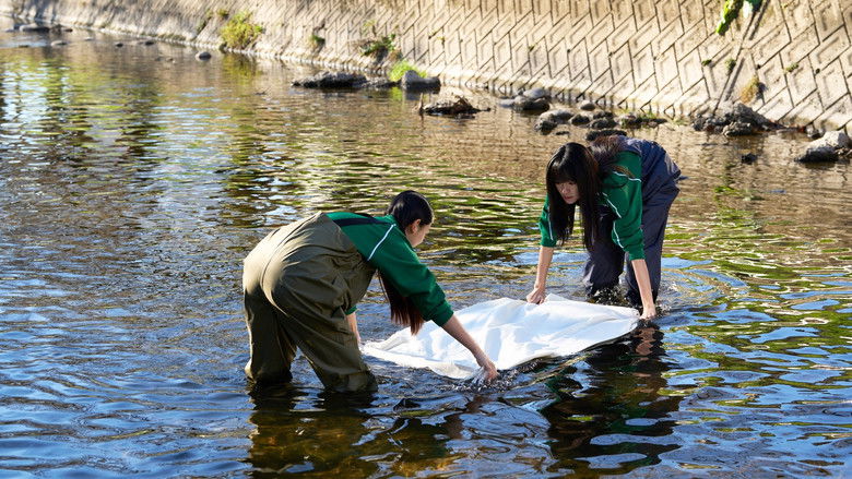 кадр из фильма BISHU 世界でいちばん優しい服