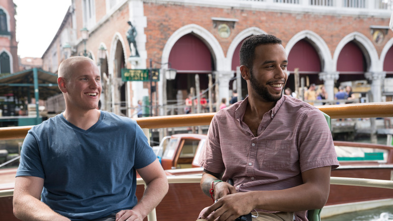 кадр из фильма Поезд на Париж