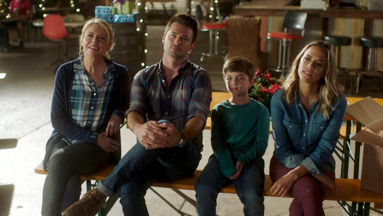 кадр из фильма Christmas in Mississippi