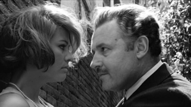 кадр из фильма Gli indifferenti