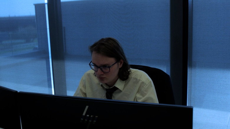 кадр из фильма The Vicissitude of an Office Job