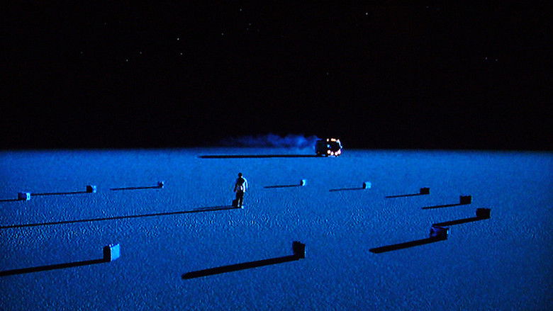 кадр из фильма Большая пустота