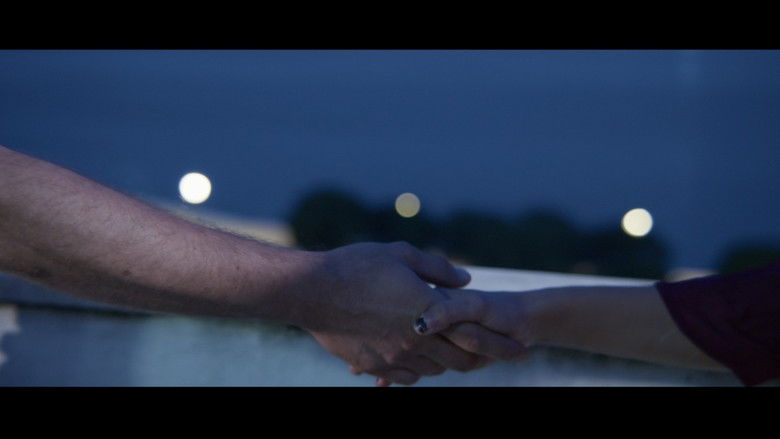 кадр из фильма Μ' Ακούει Κανείς;