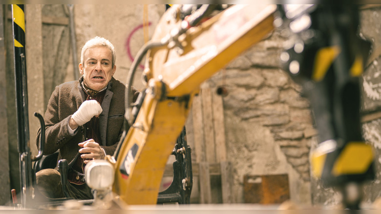 кадр из фильма Запертый заживо