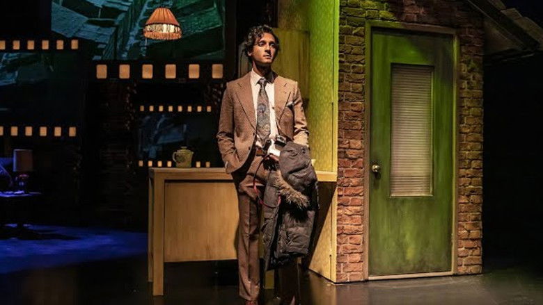 кадр из фильма National Theatre Live: East is East