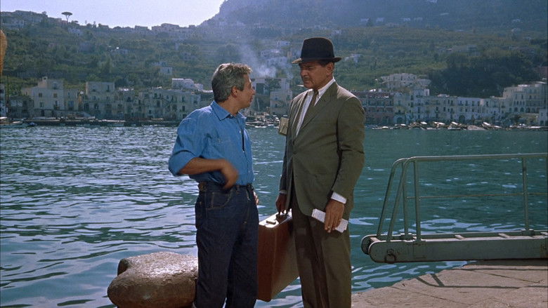 кадр из фильма Это началось в Неаполе