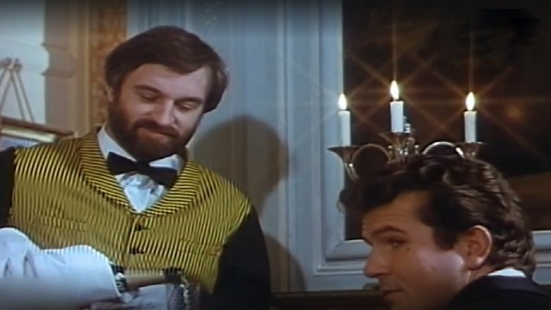 кадр из фильма Les Bas de soie noire