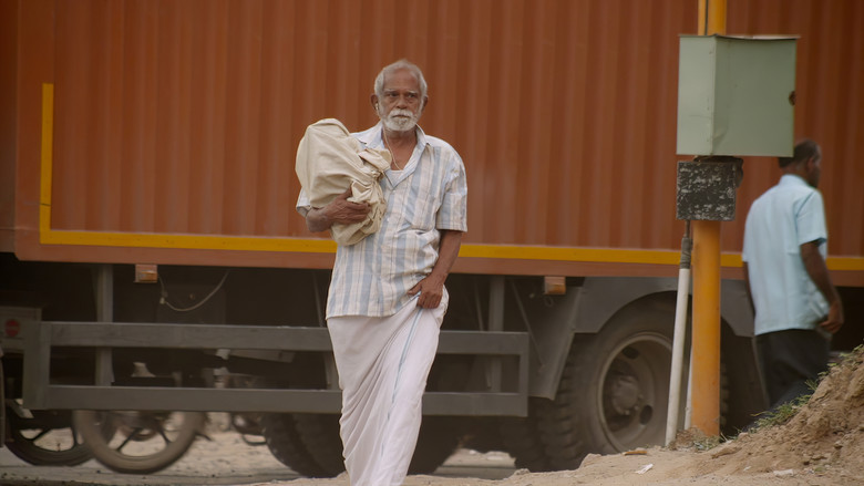 кадр из фильма ரேடியோப்பெட்டி