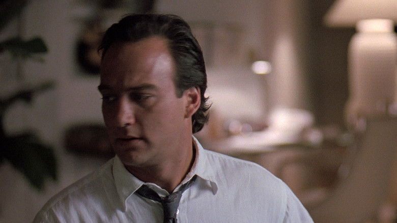 кадр из фильма К-9: Собачья работа