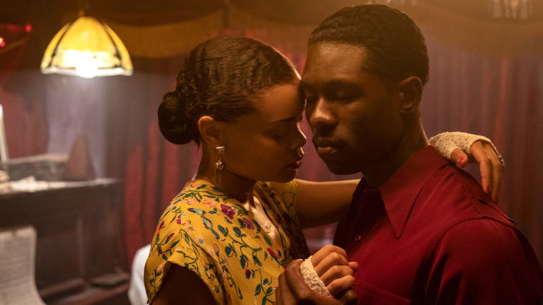 кадр из фильма Соединённые Штаты против Билли Холидей