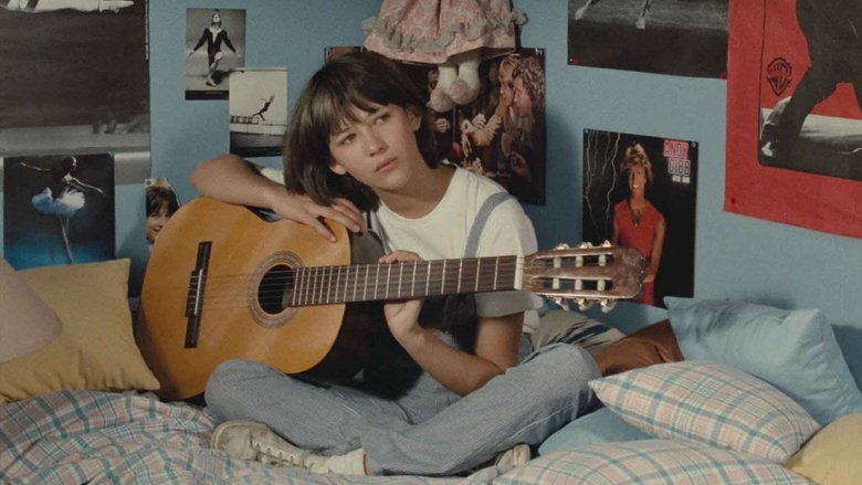 кадр из фильма Бум