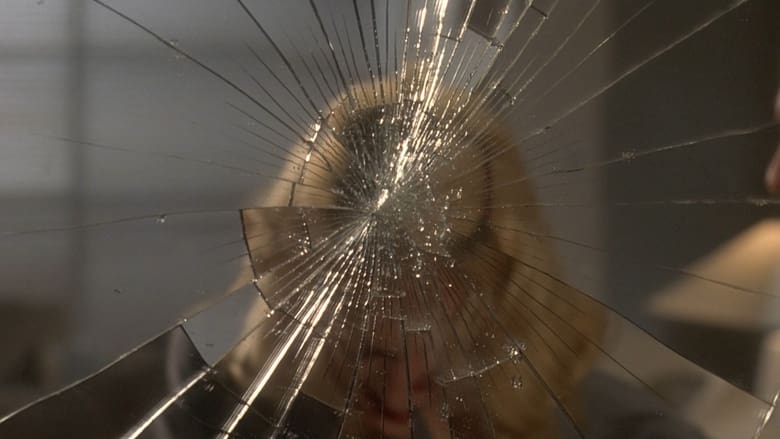 кадр из фильма Опасные игры