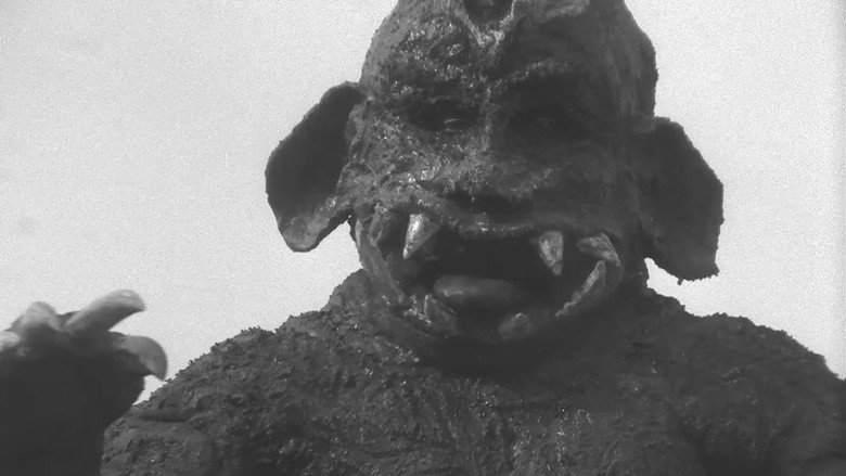 кадр из фильма 우주괴인 왕마귀