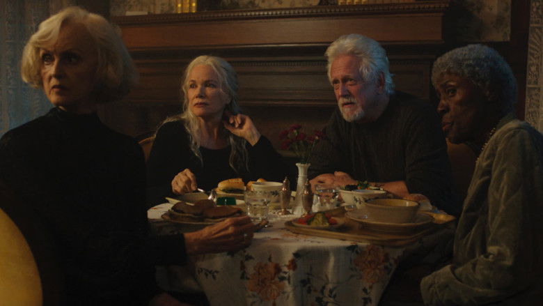 кадр из фильма Поместье