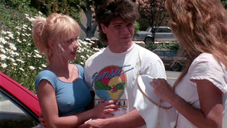 кадр из фильма Смертельные объятия