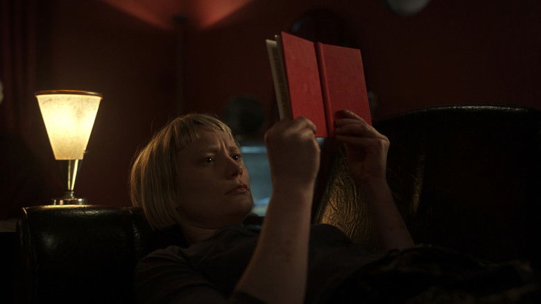 кадр из фильма Пирсинг