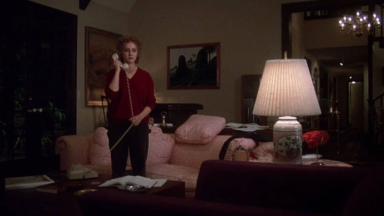 кадр из фильма Когда звонит незнакомец