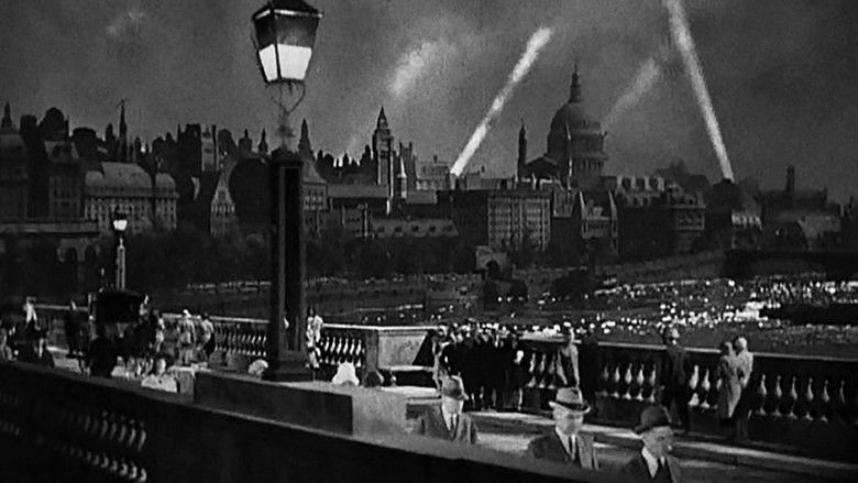 кадр из фильма Мост Ватерлоо