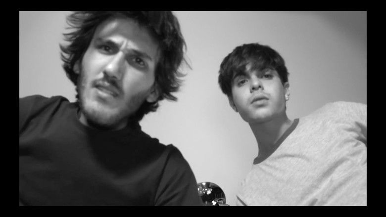 кадр из фильма Pascualina