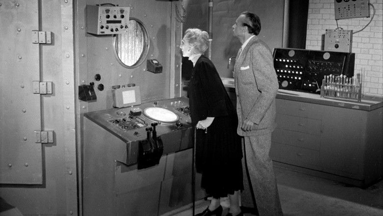 кадр из фильма Monstrosity