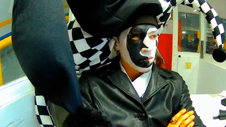 кадр из фильма El circo del paraíso