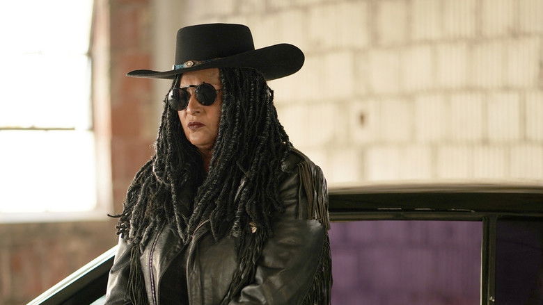 кадр из фильма Принцесса бензоколонки