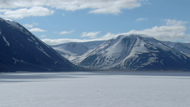 кадр из фильма Дети снегов