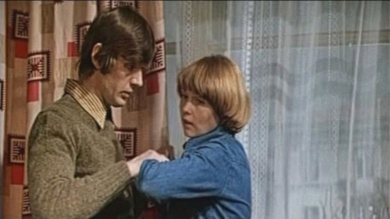 кадр из фильма Двое в новом доме