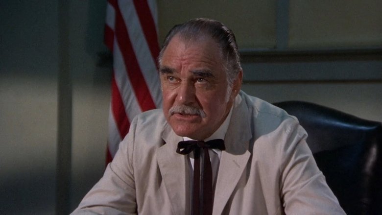 кадр из фильма Широко шагая