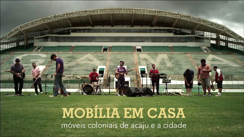 кадр из фильма Mobília em Casa – Móveis Coloniais de Acaju e a Cidade